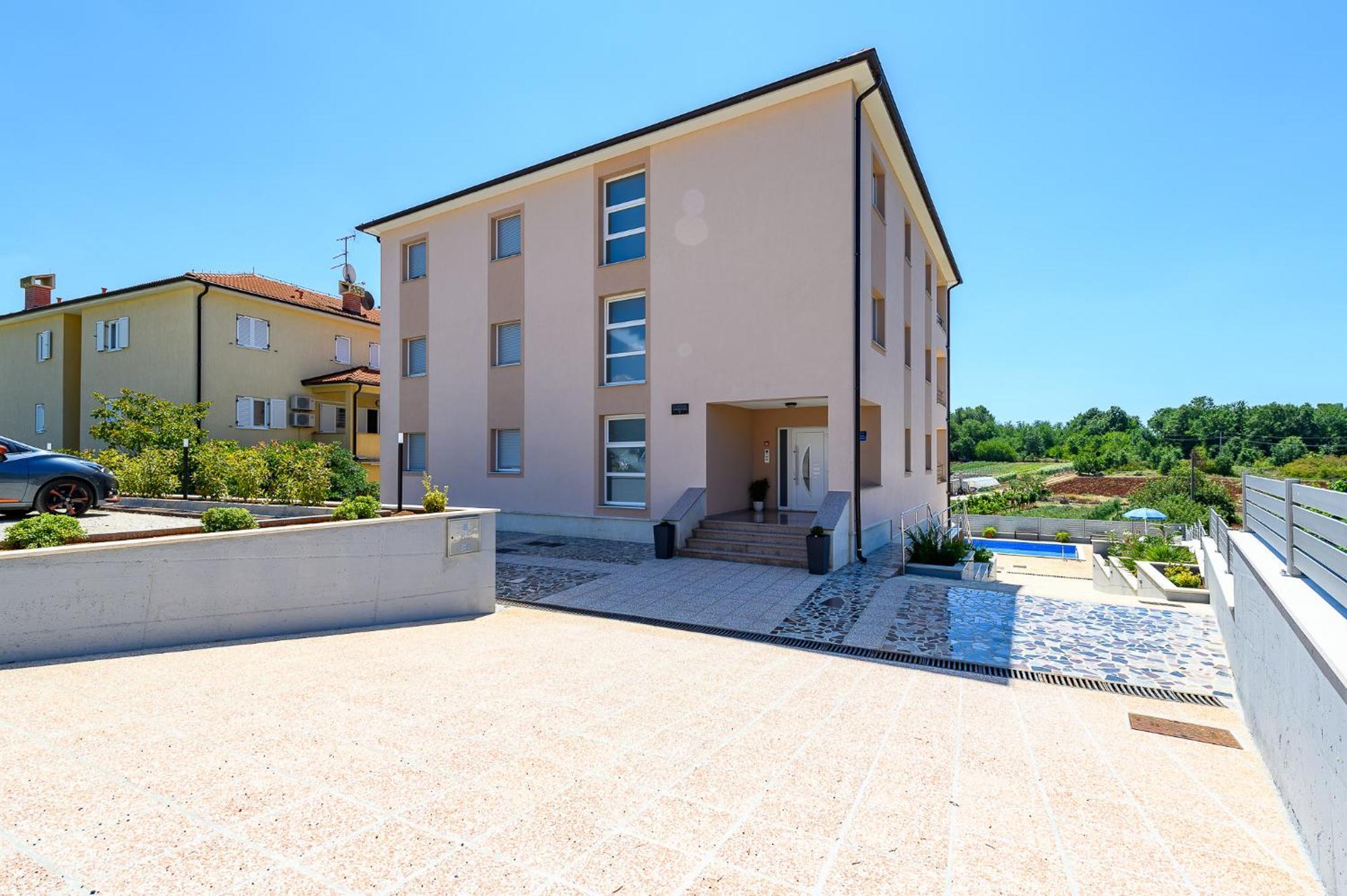 Stancija Amorozo 5 Ap 2 Lägenhet Poreč