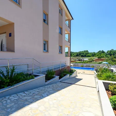 Stancija Amorozo 5 Ap 2 Porec Exterior photo