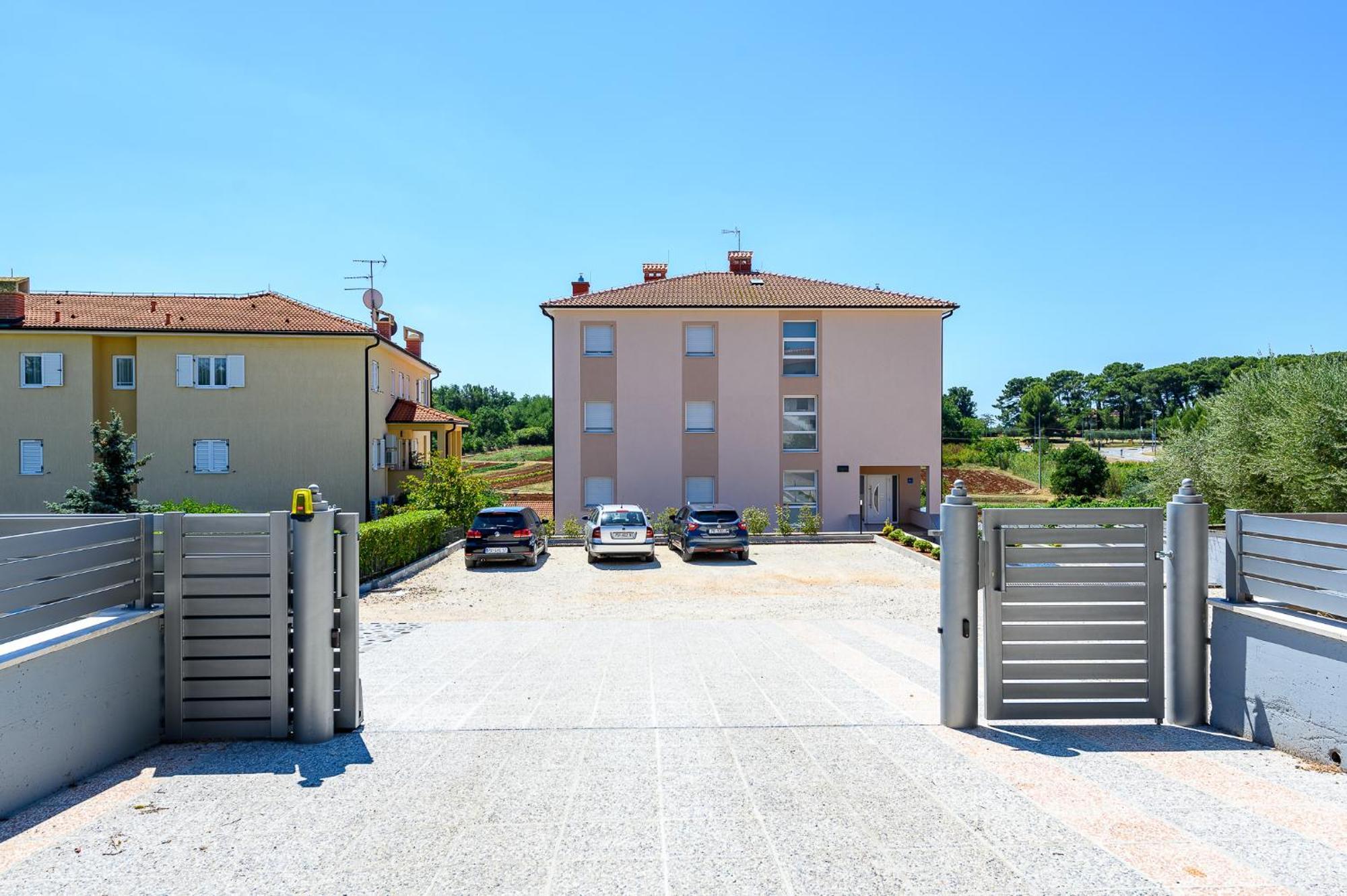 Stancija Amorozo 5 Ap 2 Apartment Porec